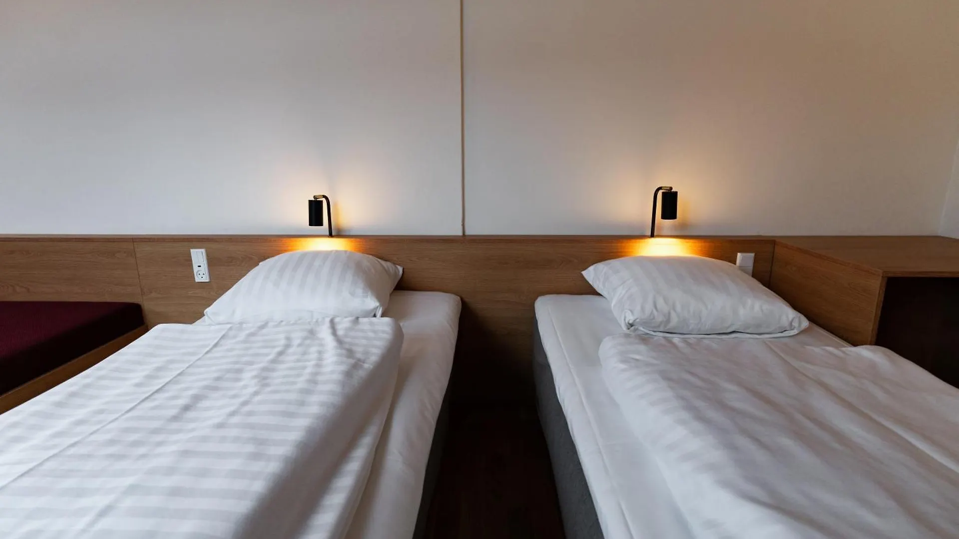 Vandrerhjem BOOK1 by Brøchner Hotels Århus
